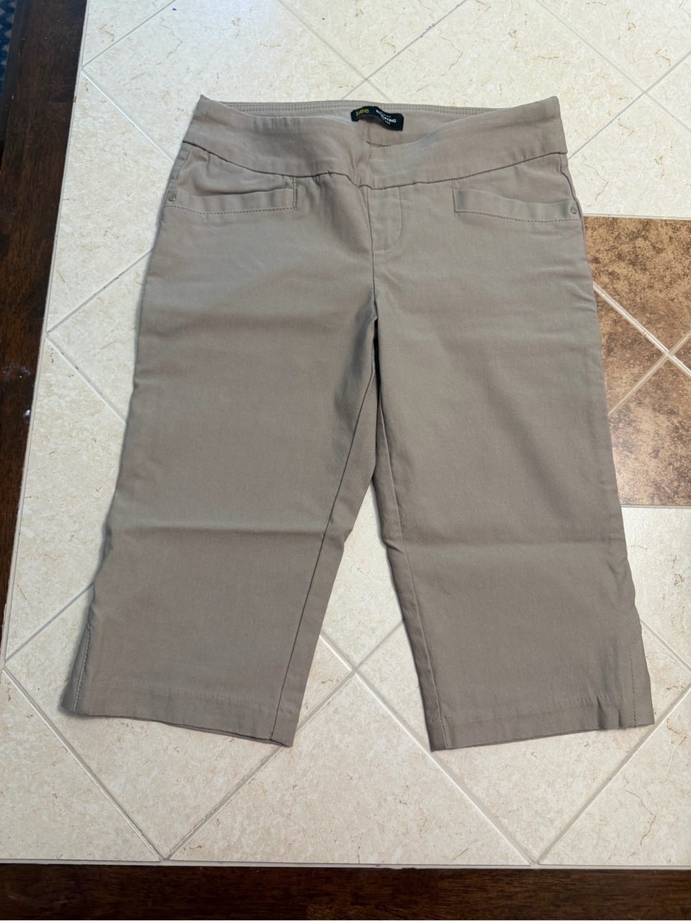 Women's Stretch Capri Pants in Taupe - Slim Pull-On Fit